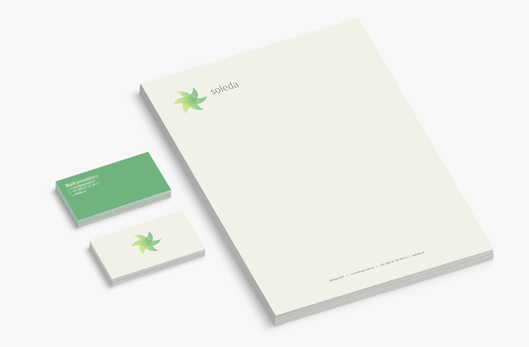 mockup Soleda letterhead en business cards